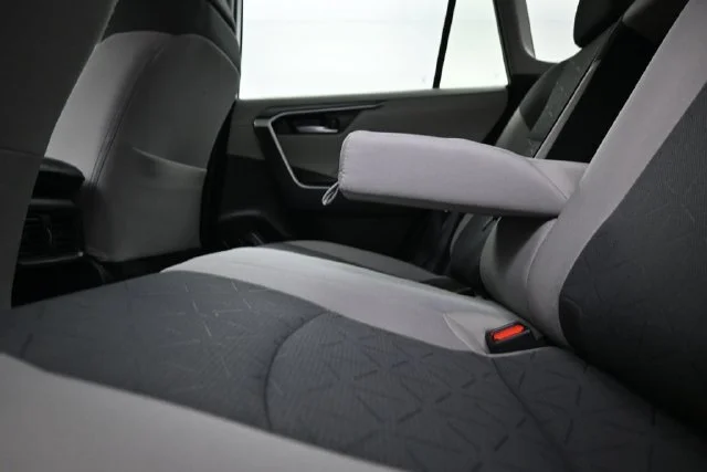 Used 2025 White Toyota XLE image 11