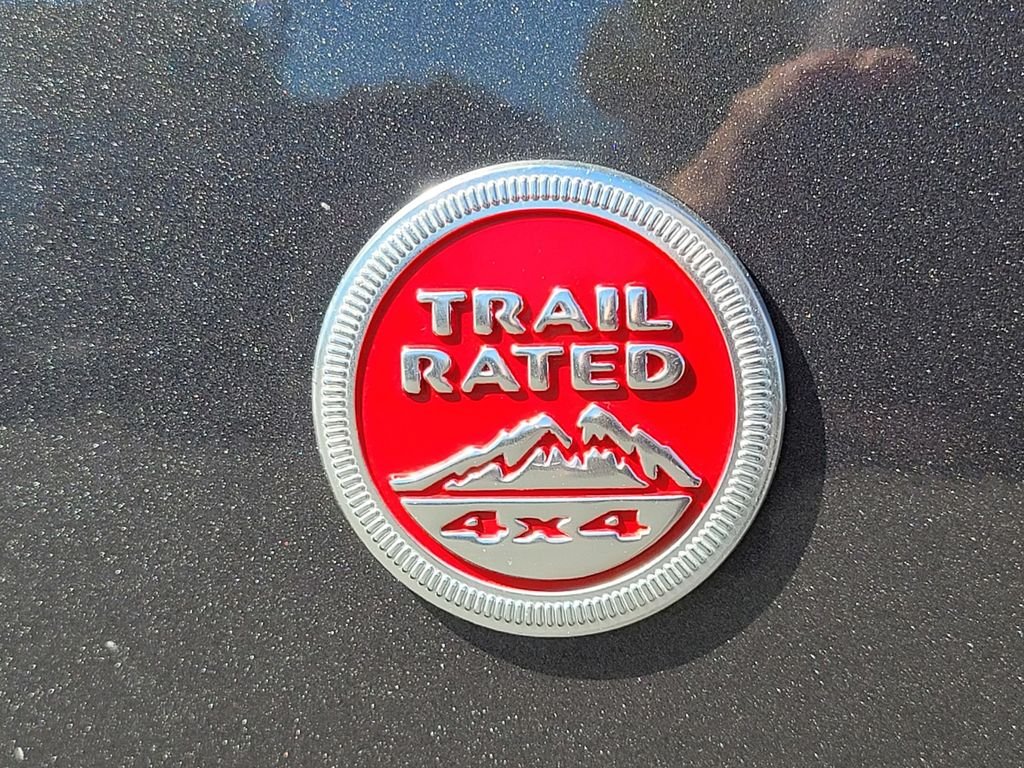 Certified Used 2016 Gray Jeep Unlimited Rubicon image 11