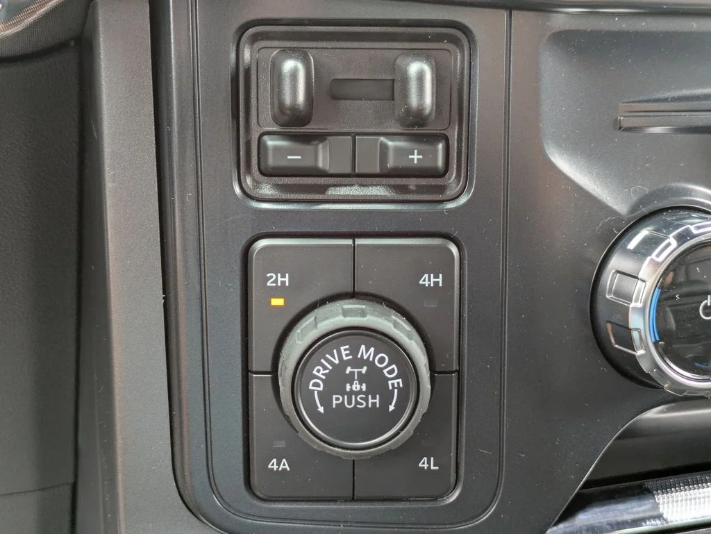 New 2026 Agate Black Metallic Ford Tremor image 23