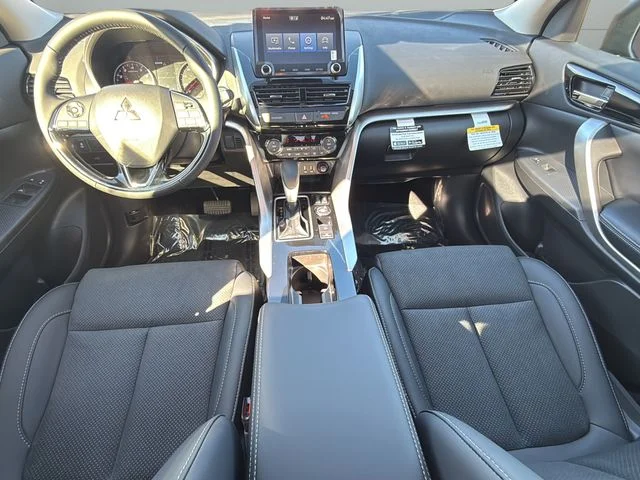 New 2026 Black Mitsubishi SE image 18