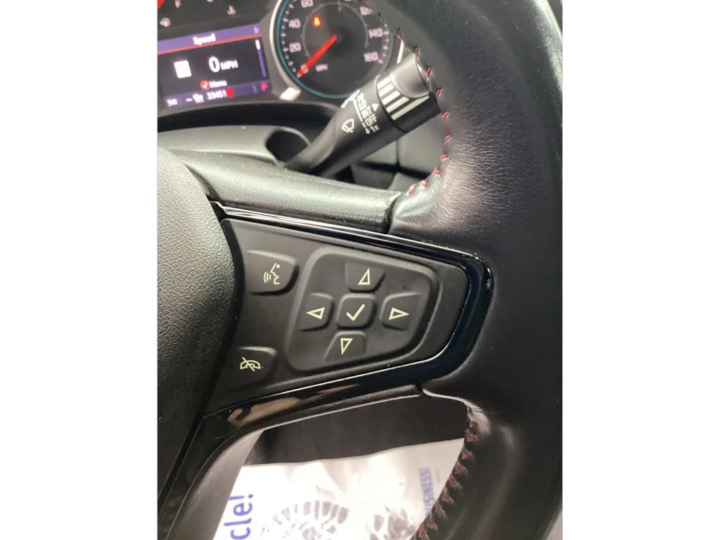 Used 2022 Summit White Chevrolet RS image 32