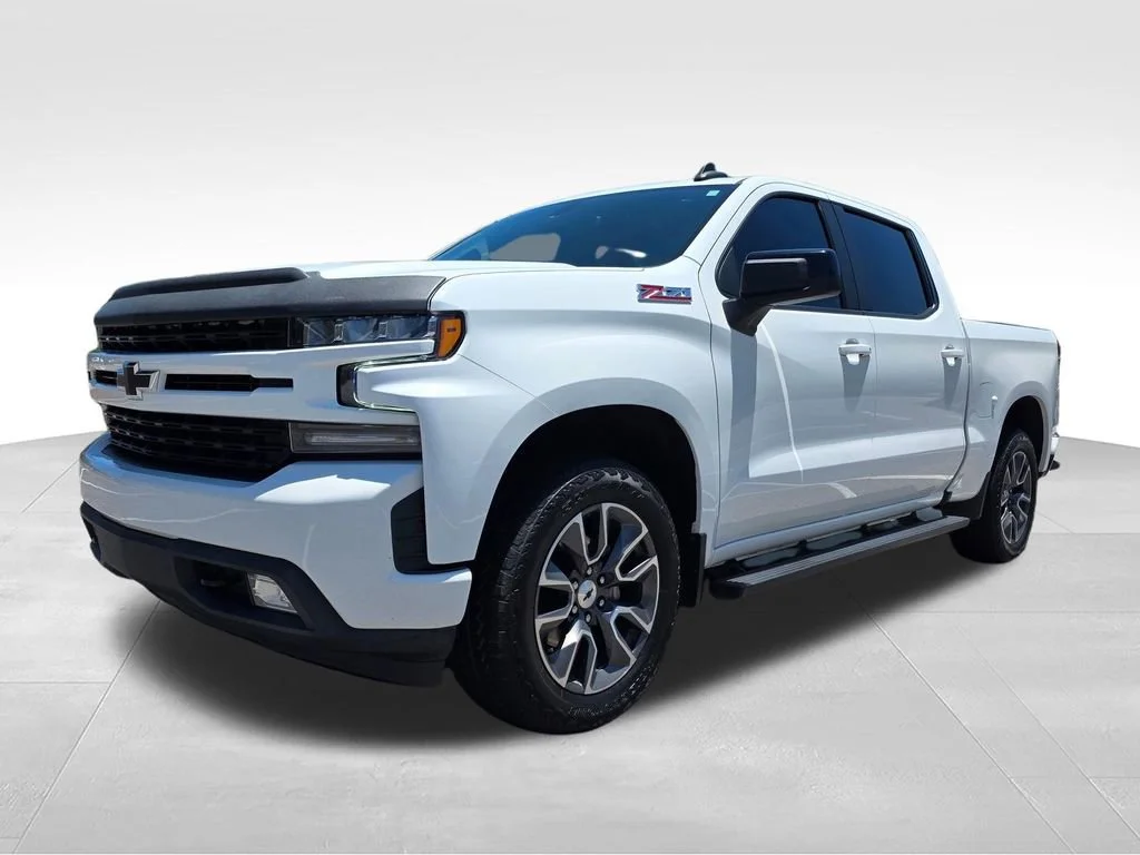Used 2022 Summit White Chevrolet RST image 35
