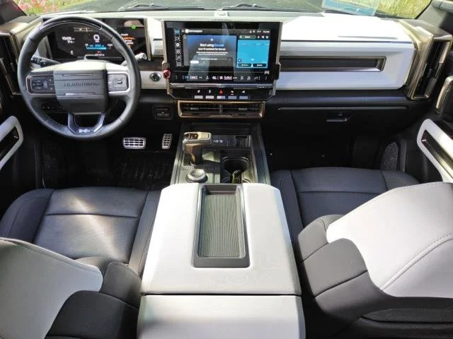 Used 2024 Void Black GMC 2X image 3