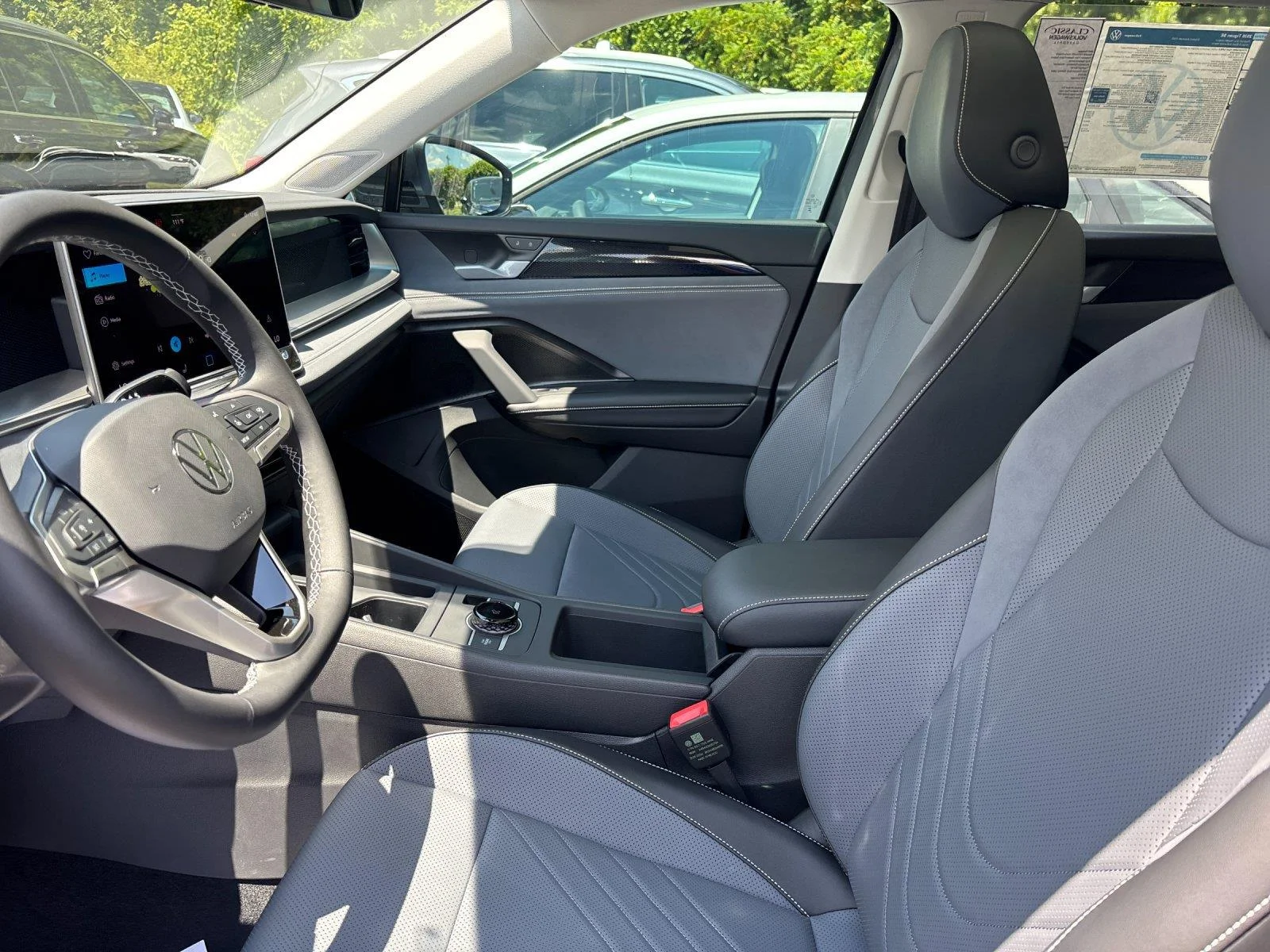 New 2026 platinum gray metallic Volkswagen SE image 15