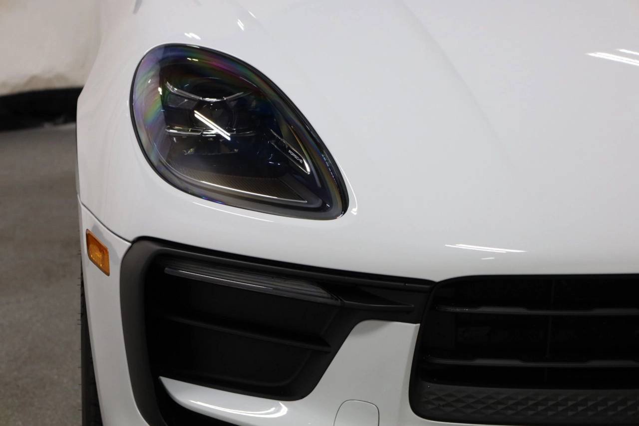 Used 2026 Carrara White Metallic Porsche  image 14