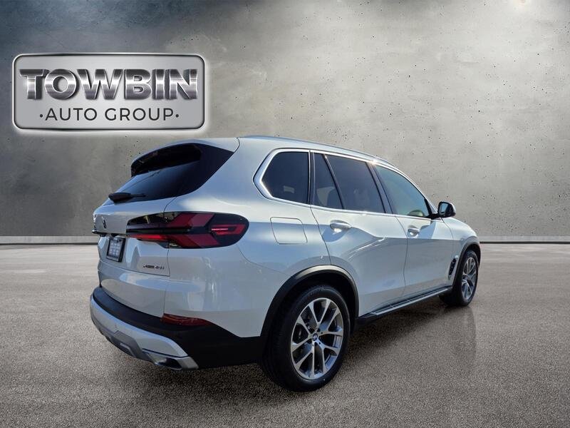 Used 2025 White BMW xDrive40i image 5