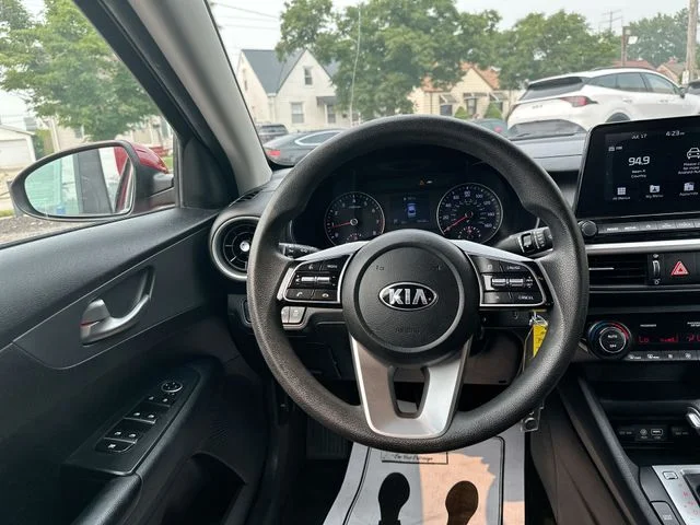 Certified Used 2019 Red Kia LXS image 13