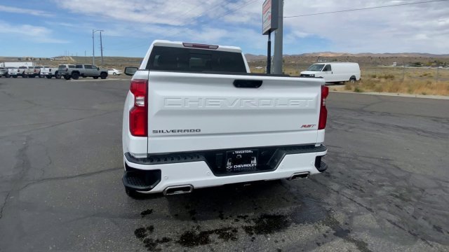 Used 2024 Summit White Chevrolet RST image 7