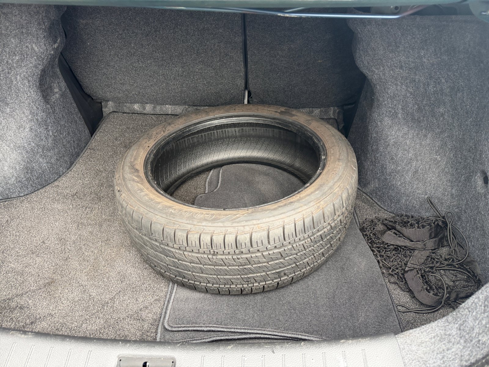 Used 2018 Deep Blue Pearl Nissan SR image 38