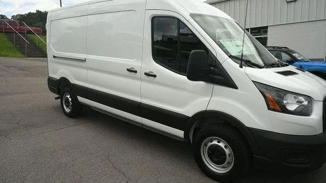 New 2026 White Ford Base image 4