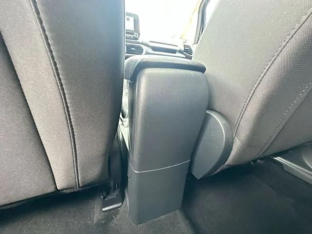 Used 2019 Black Ford SE image 23