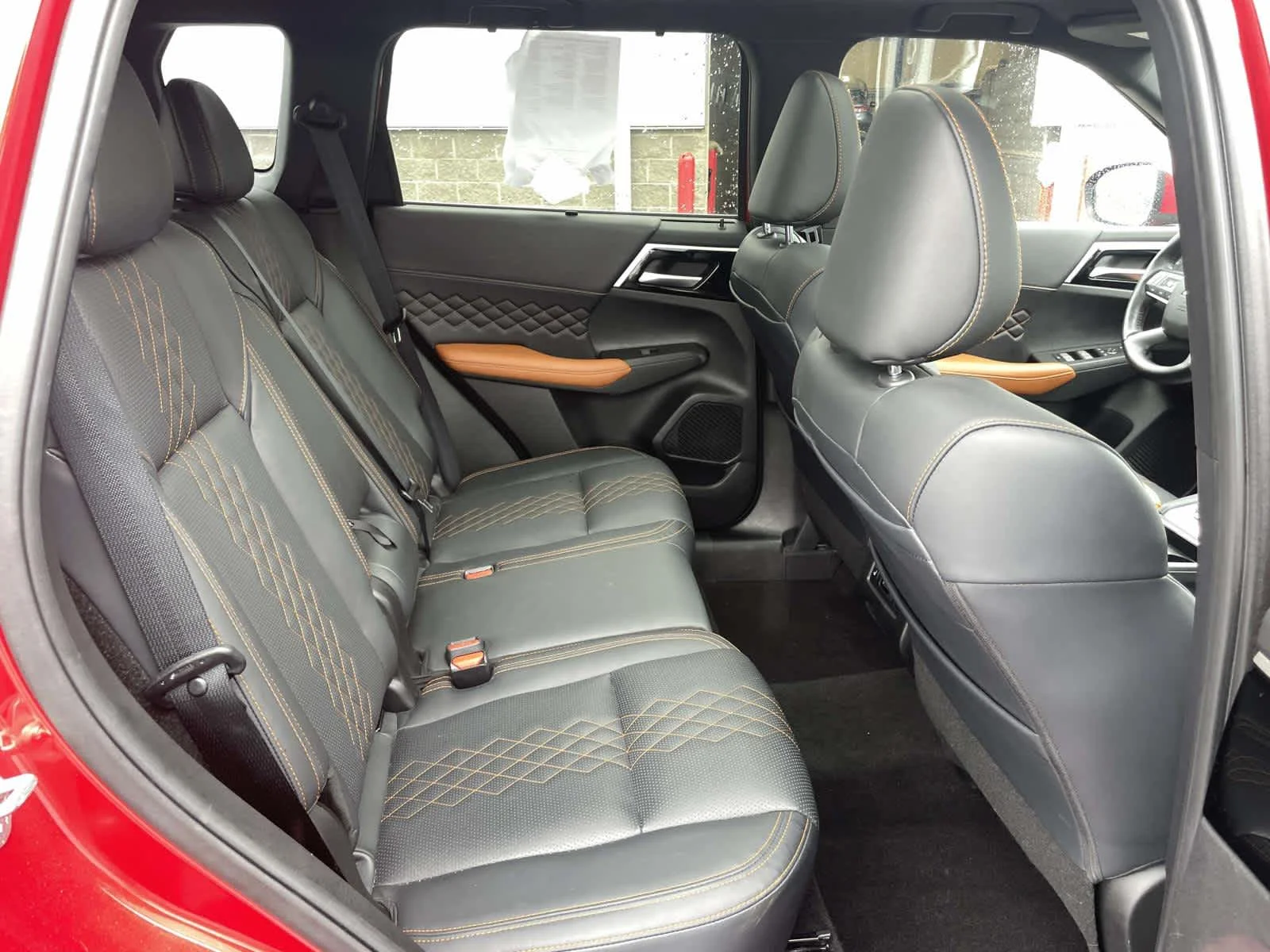 Used 2024 Red Diamond w/ Black Roof Mitsubishi SEL image 22