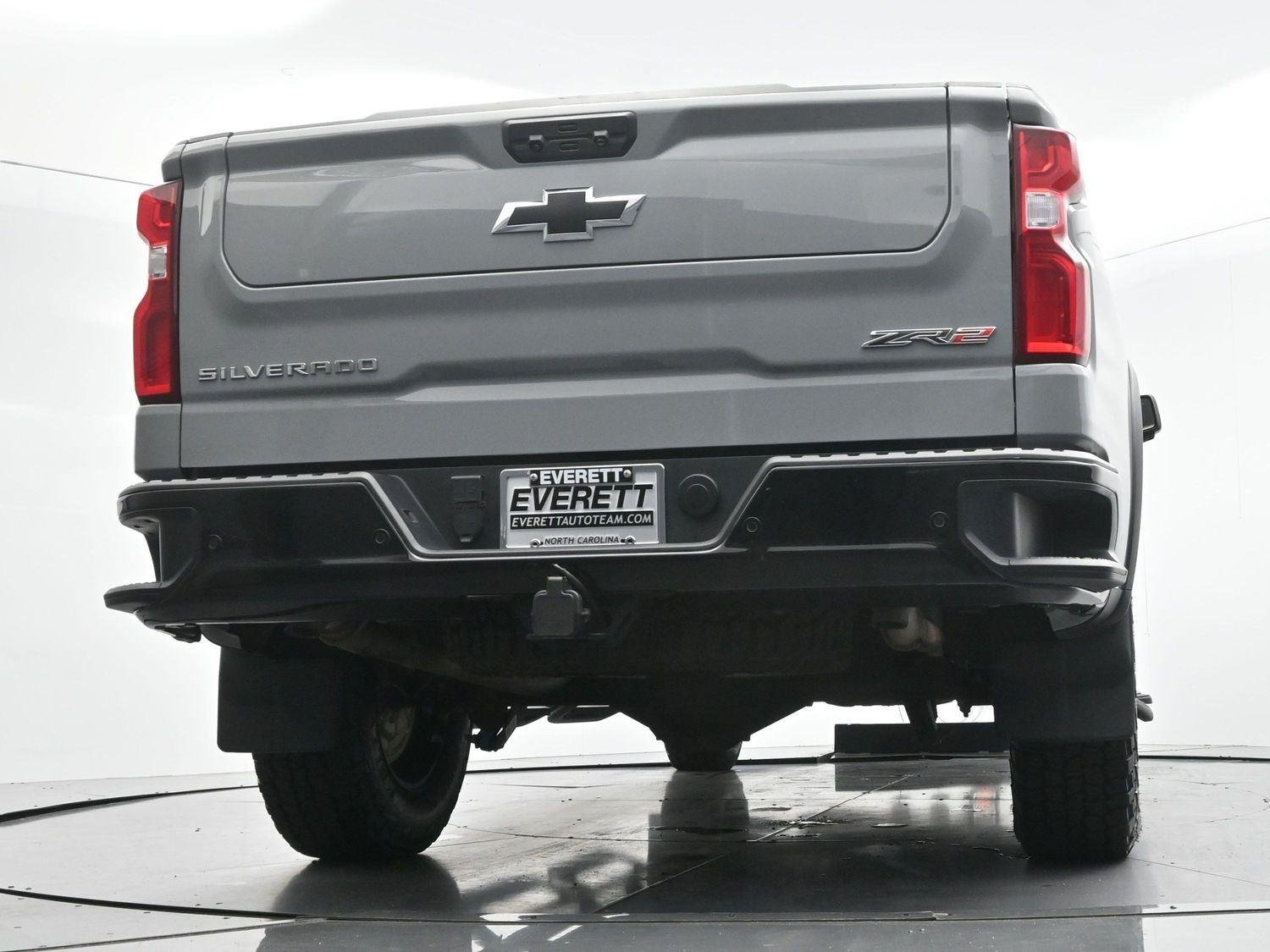 Used 2025 Slate Gray Metallic Chevrolet ZR2 image 52