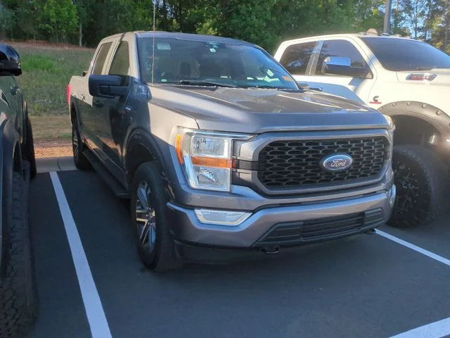 Used 2022 Gray Ford XL image 5