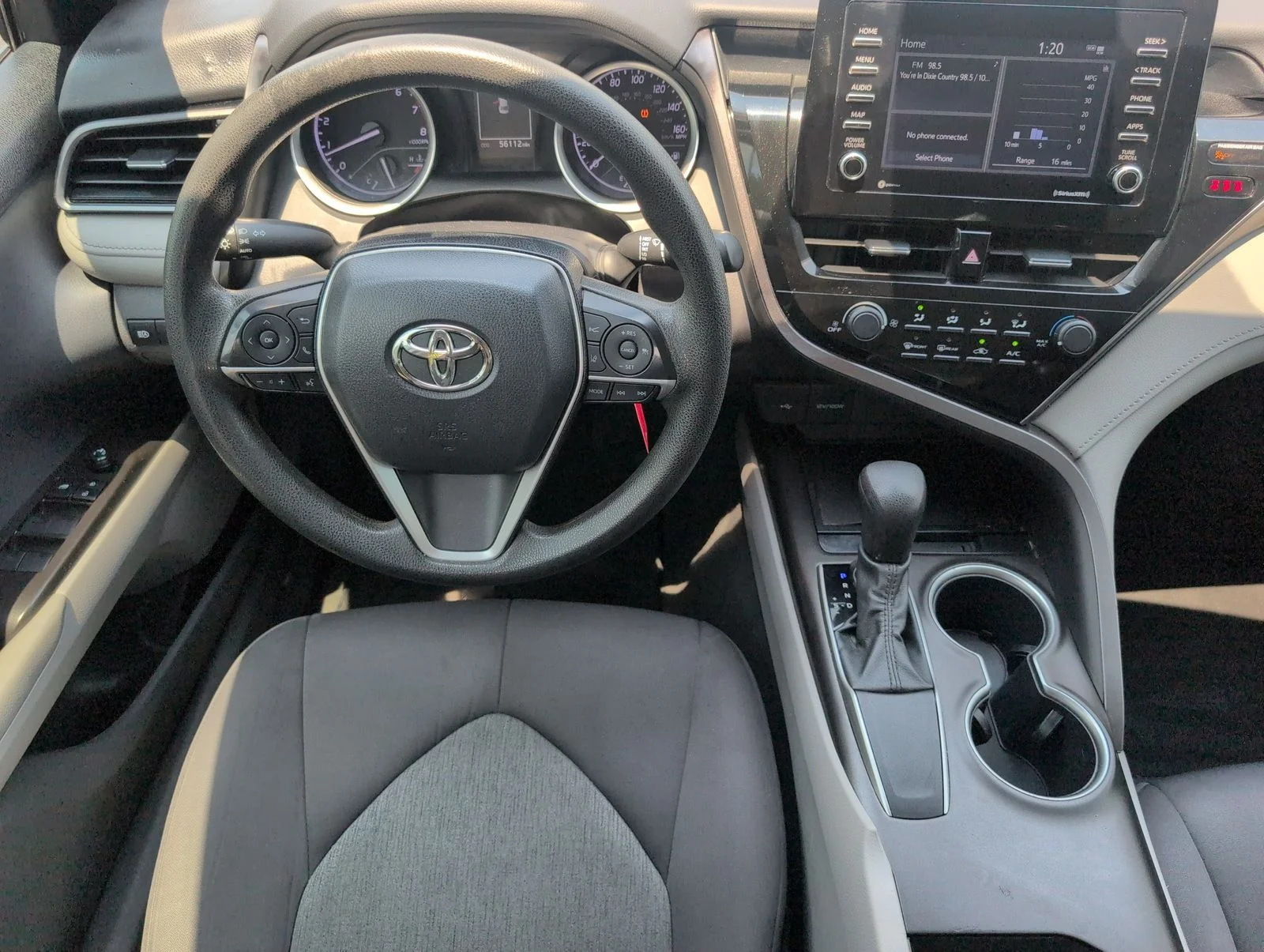 Used 2021 White Toyota LE image 29