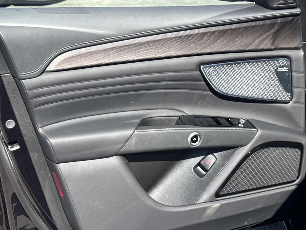 New 2026 Nero Tempesta Metallic Maserati Modena image 18