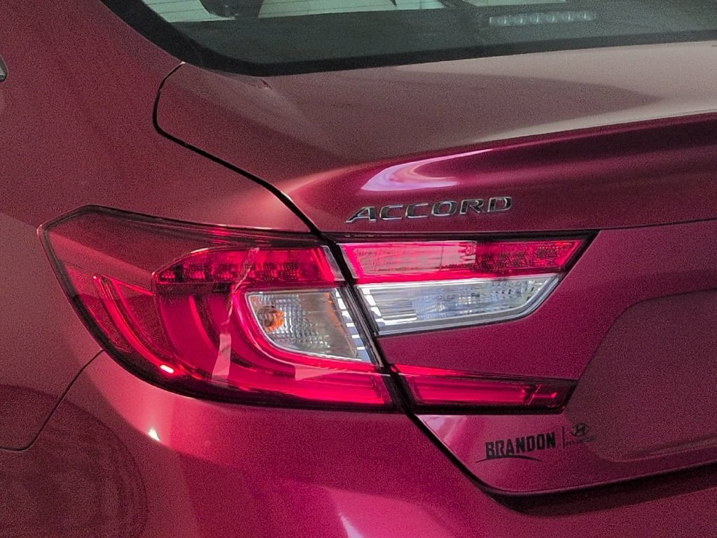 2019 Honda Accord LX - Photo 8