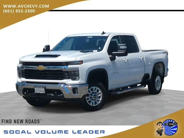 2025 Chevrolet Silverado HD LT 4WD Crew Cab Standard Box's photo