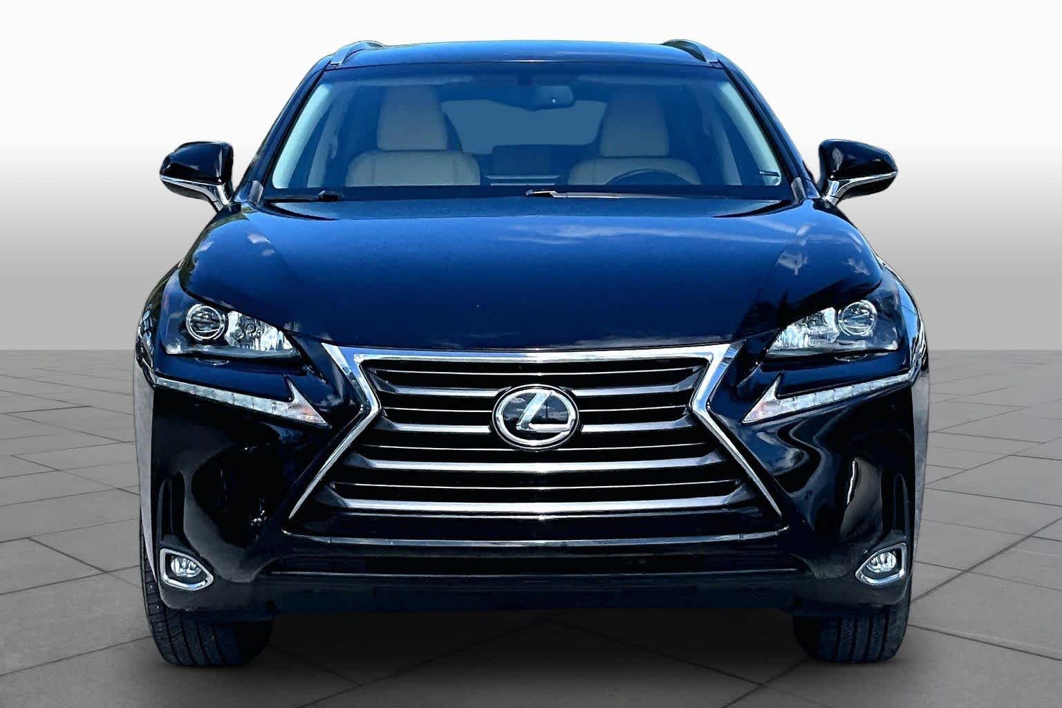 Used 2017 Obsidian Lexus  image 4