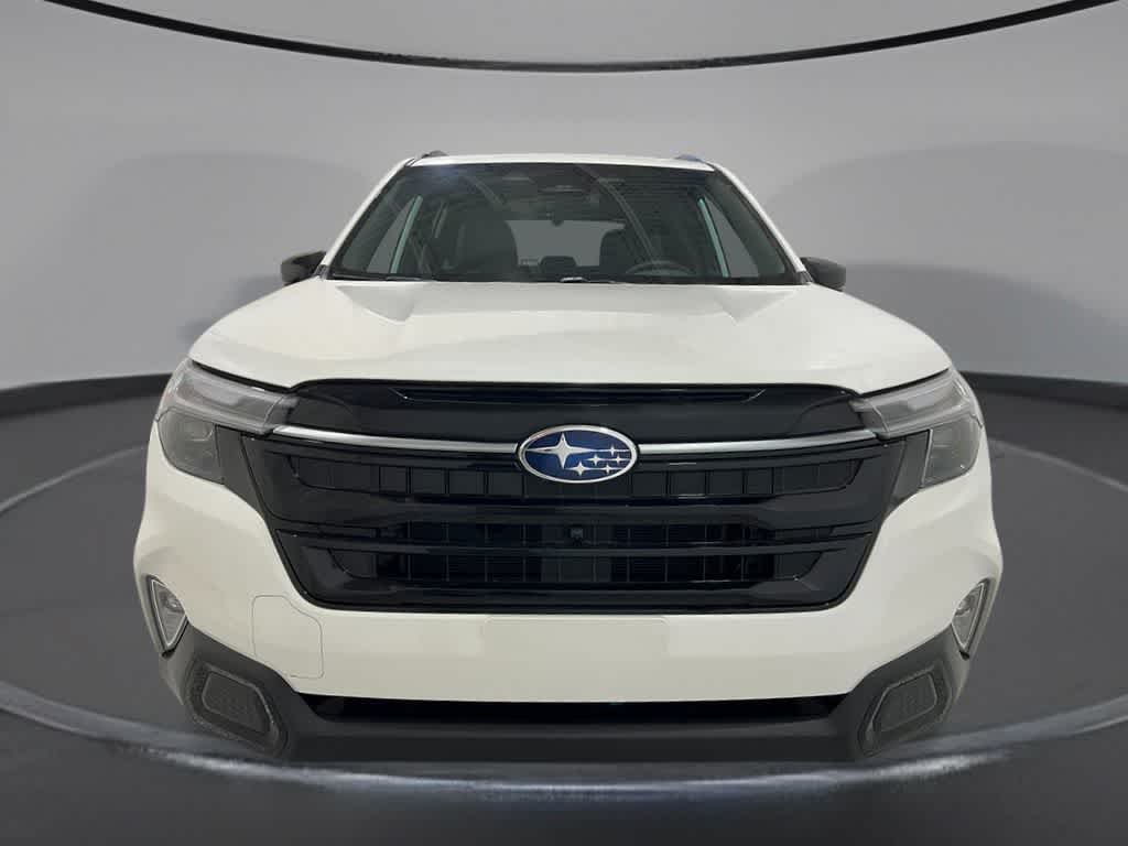 Used 2026 Crystal White Pearl Subaru Touring image 8