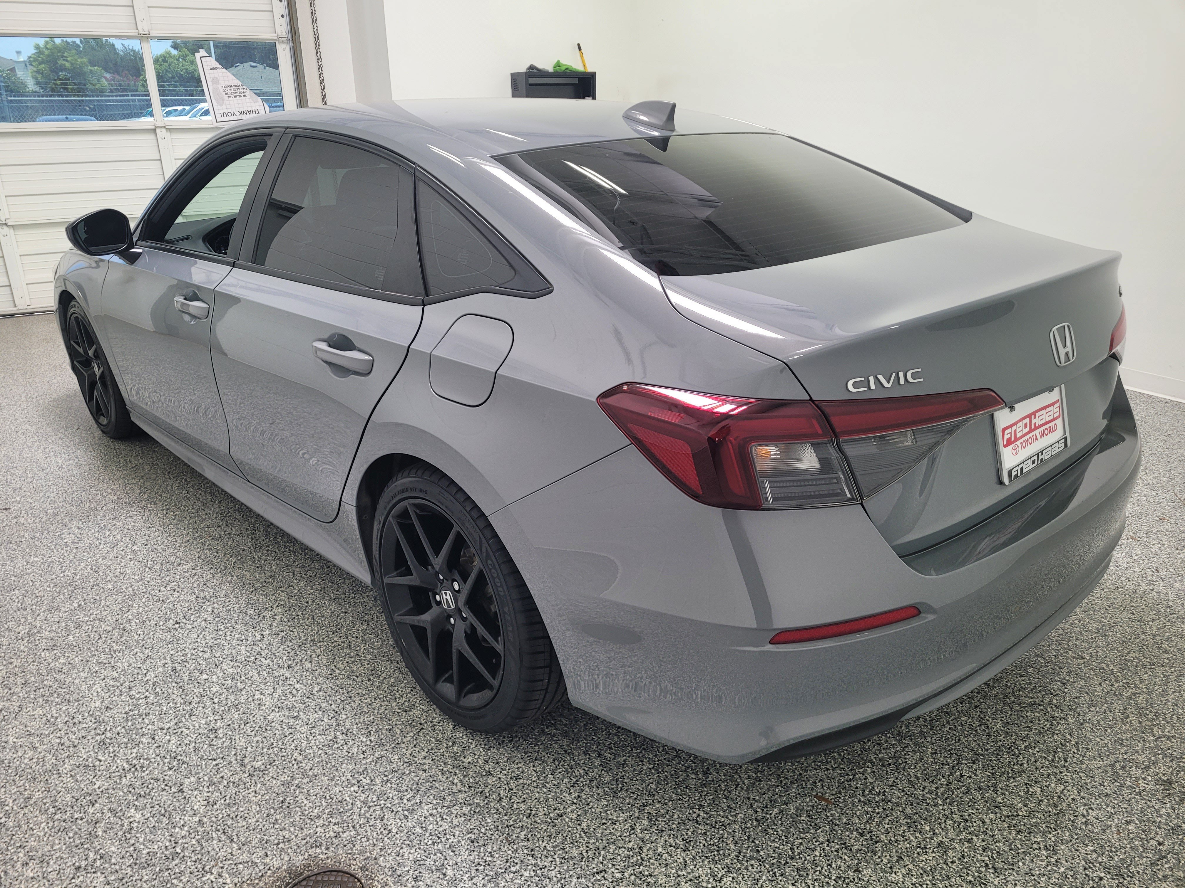 Used 2025 Urban Gray Pearl Honda Sport image 5
