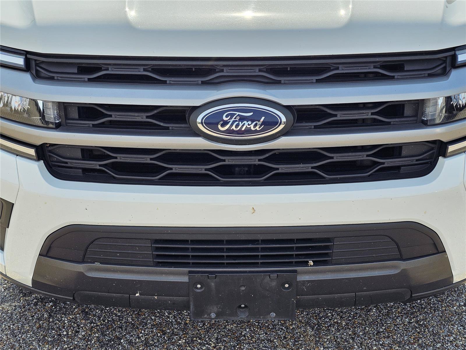 Used 2022 Star White Metallic Tri-Coat Ford XLT image 3