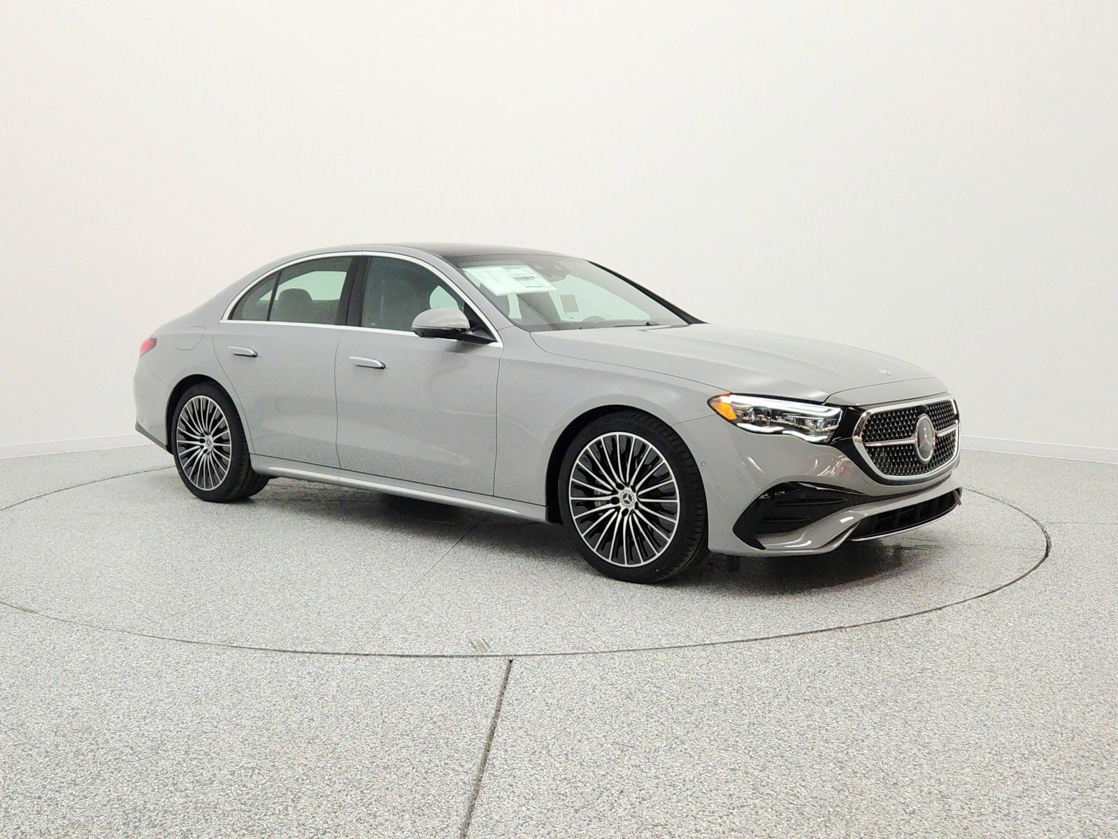 New 2026 MANUFAKTUR Alpine Grey Mercedes-Benz E 450 4MATIC® Sedan image 32