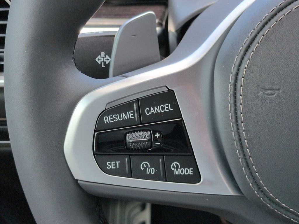 New 2027 Brooklyn Grey Metallic BMW xDrive40i image 26