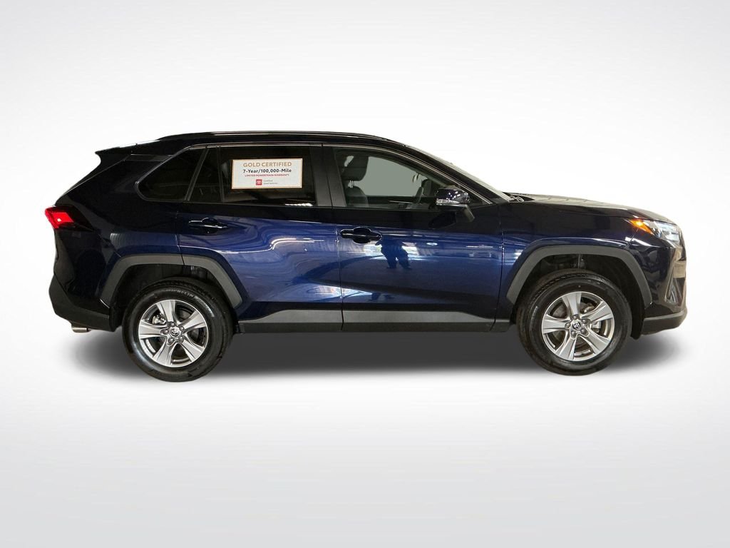 Certified Used 2025  Toyota XLE image 6