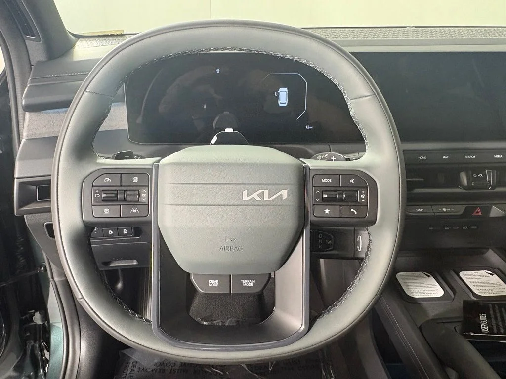 New 2027 Black Jade Green Kia X-LINE SX image 23
