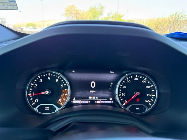 Used 2022 Alpine White Clearcoat Jeep Trailhawk image 14