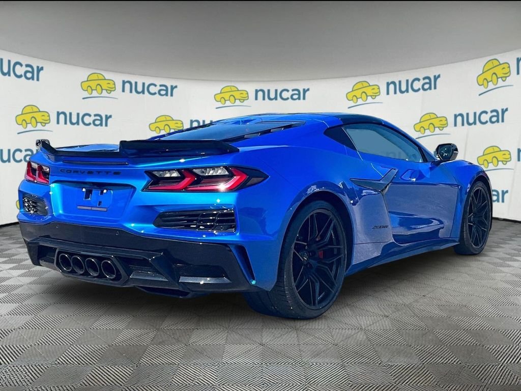 Used 2024 Blue Chevrolet Z06 image 6