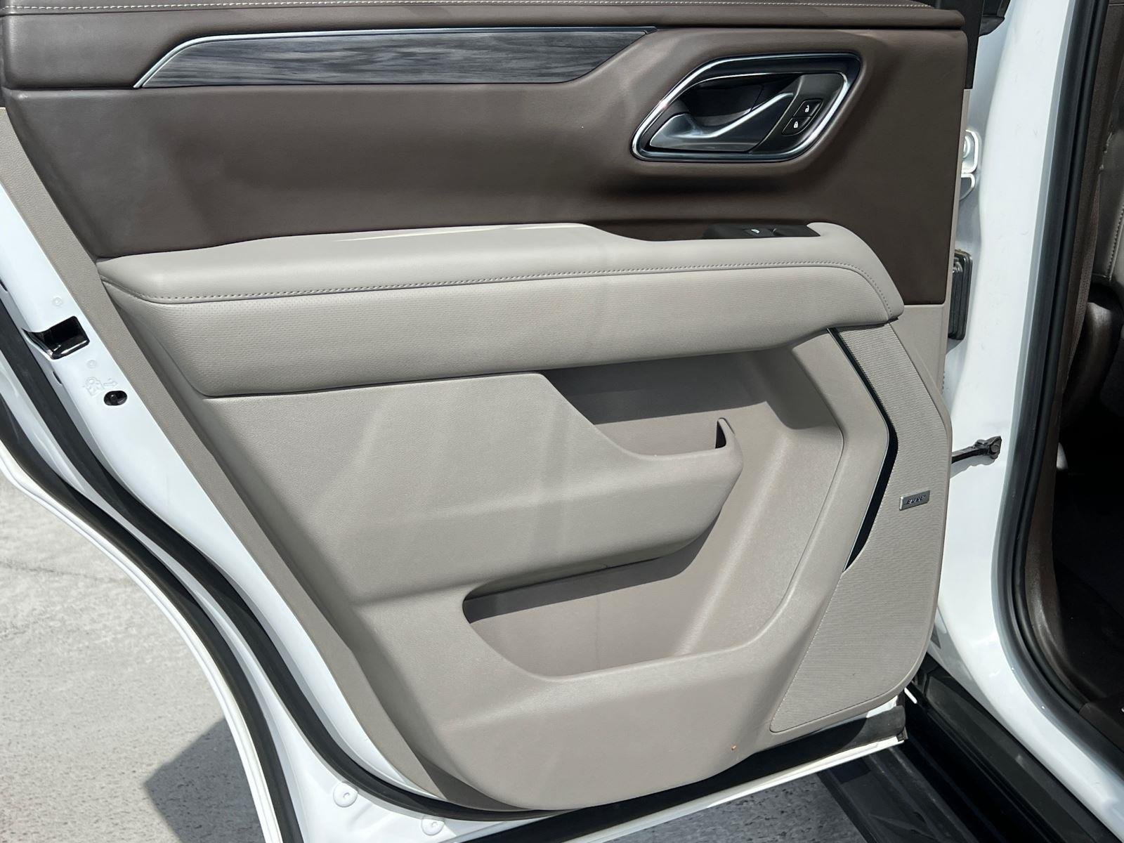 Used 2022 Summit White GMC SLT image 22
