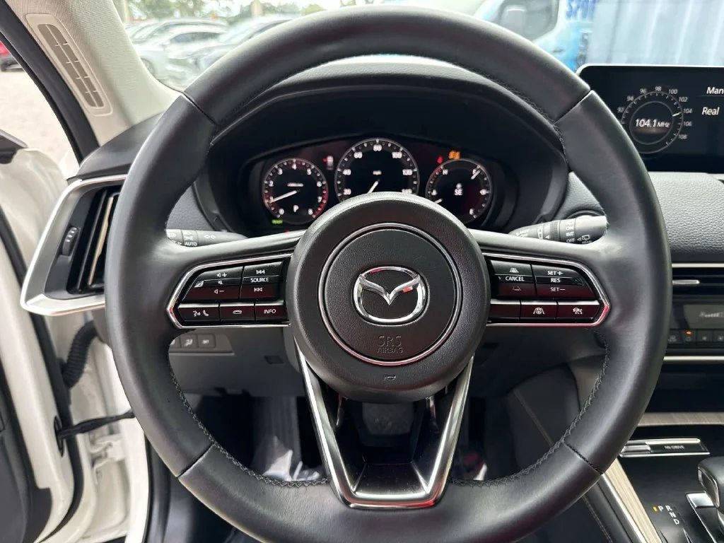 Certified Used 2026 White Mazda 3.3 Turbo Premium image 44