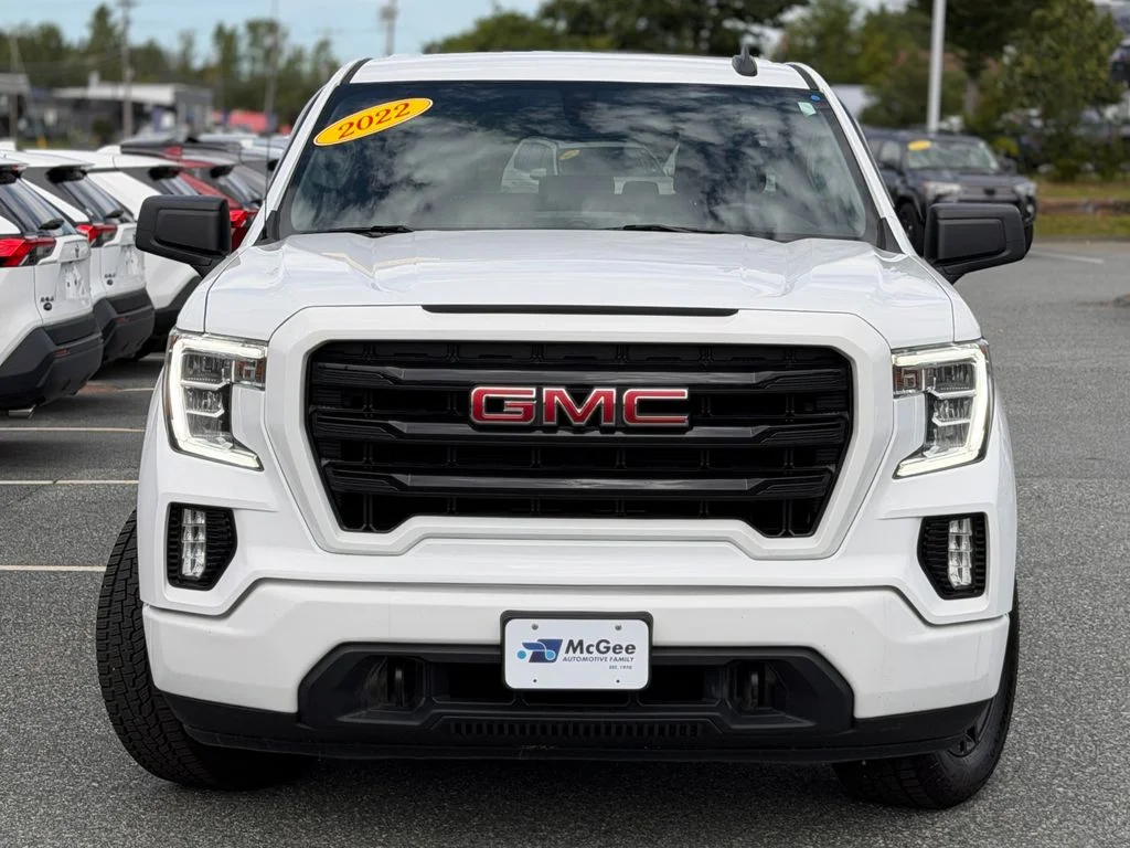 Used 2022 White GMC Elevation image 2