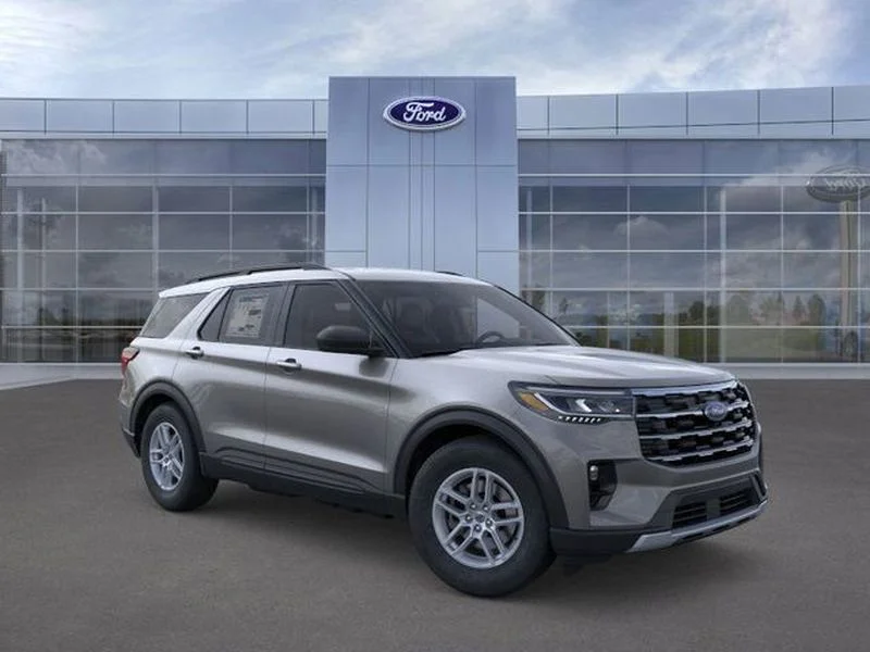 New 2026 Carbonized Gray Metallic Ford Active image 7