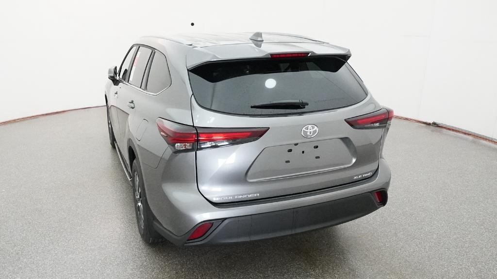 New 2026 Heavy Metal Toyota XLE image 3