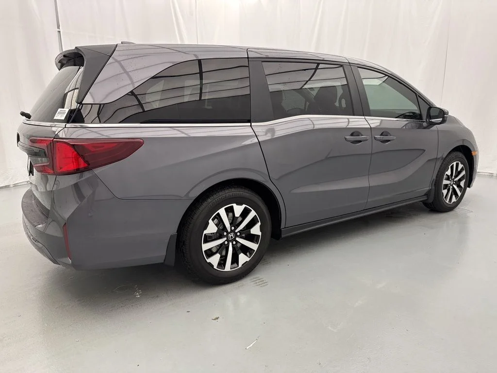 New 2026 Modern Steel Metallic Honda EX-L image 13