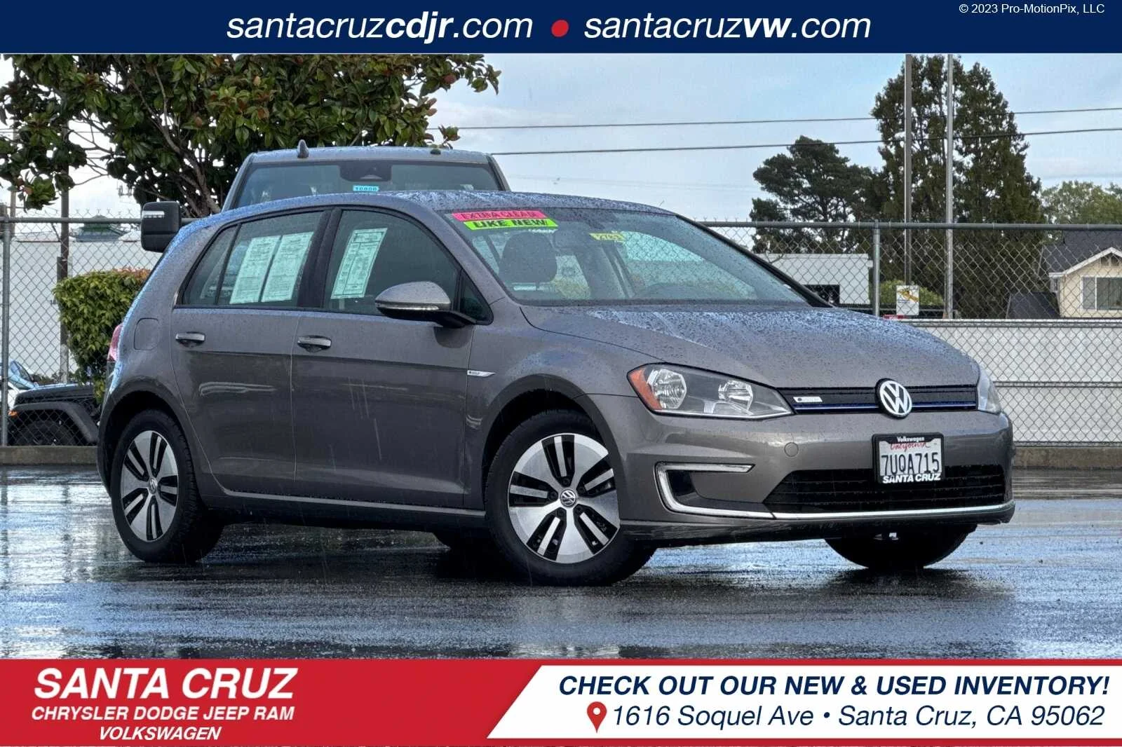 2016 Volkswagen e-Golf e-Golf SE's photo