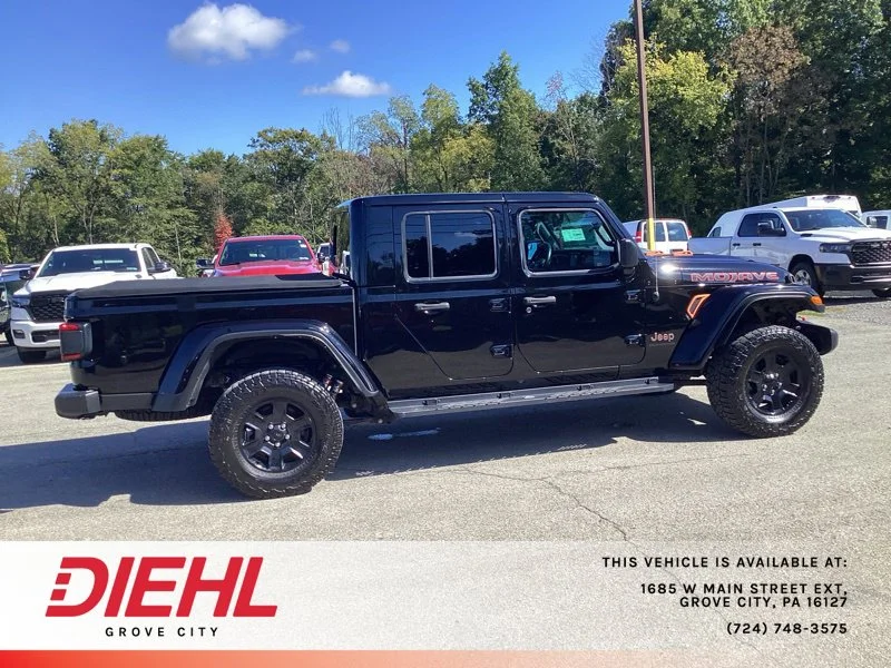 Used 2021 Black Jeep Mojave image 8