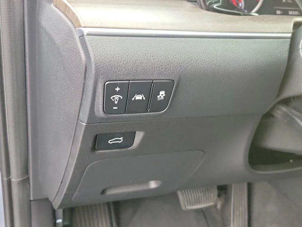 Used 2023 Silver Kia EX image 19