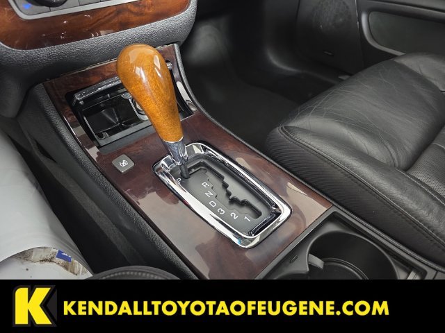 Used 2008 Red Cadillac 1SE image 17