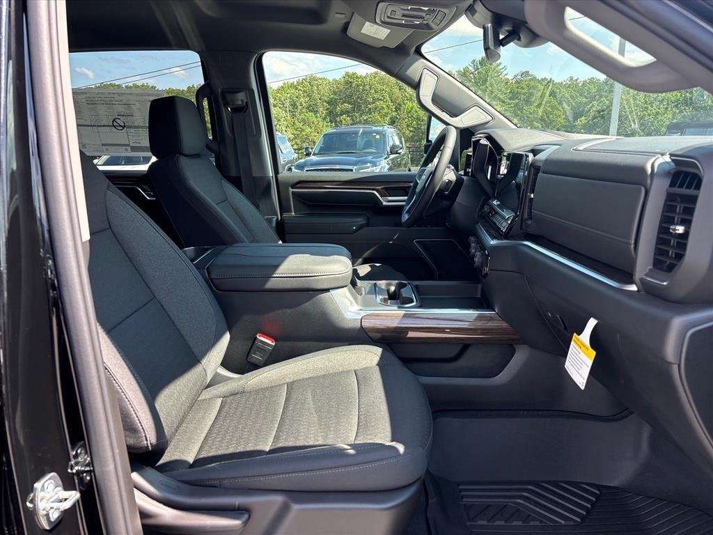 New 2026 Black Chevrolet LT image 30