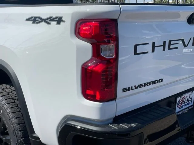 2026 Chevrolet Silverado 2500 HD Custom - Photo 10