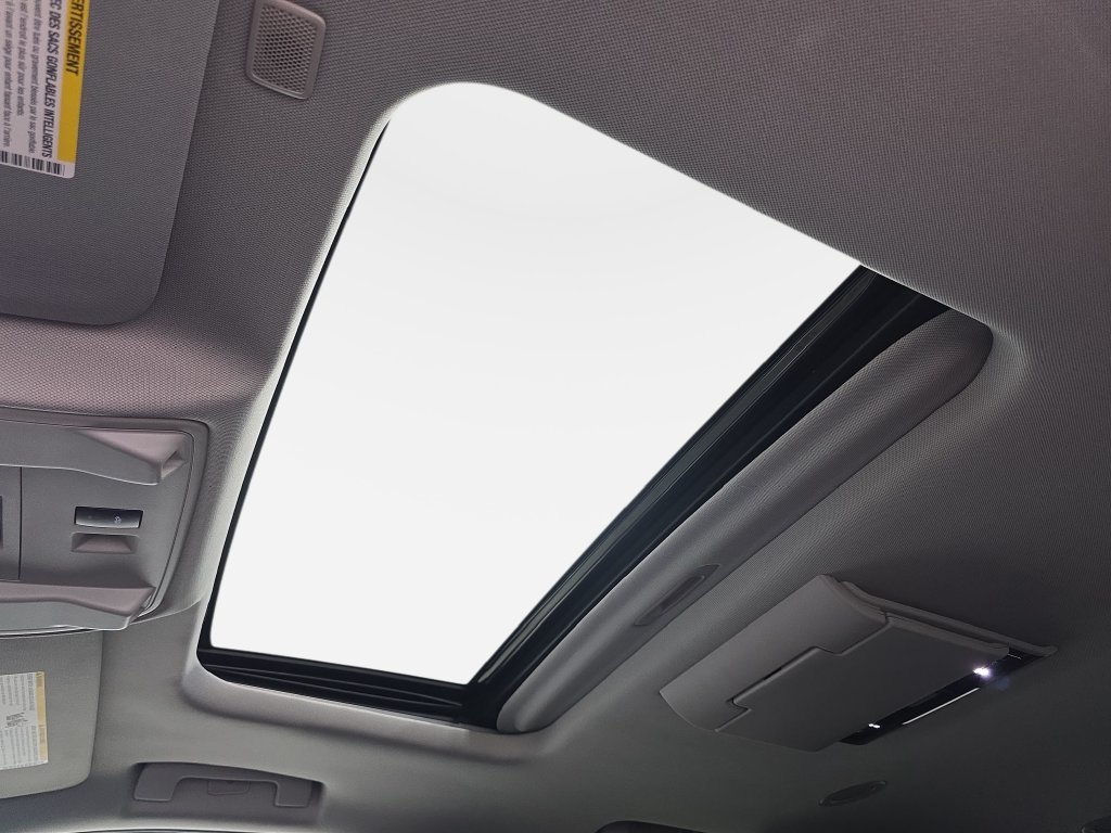 Used 2020 Black Chevrolet Premier image 30