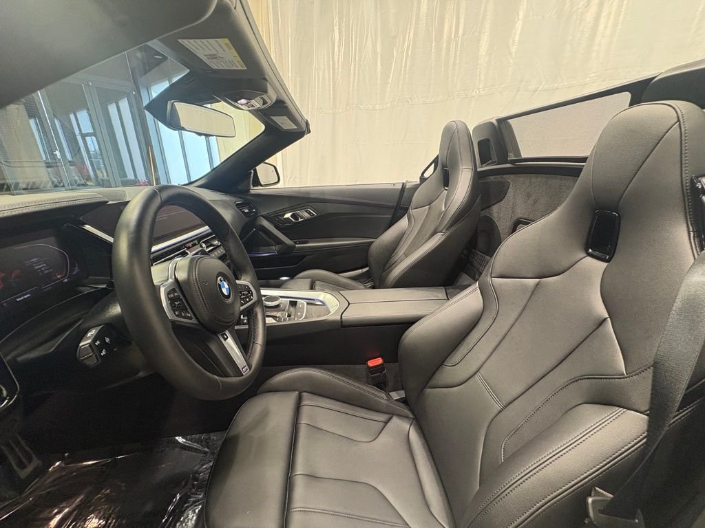 Used 2026 Black BMW sDrive30i image 15