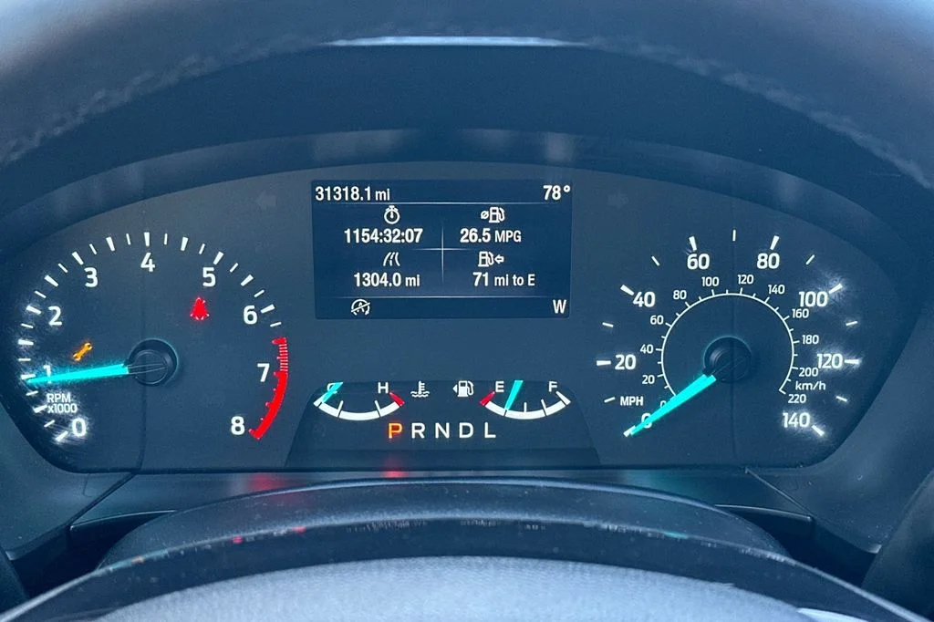 Used 2022 Black Ford SE image 26