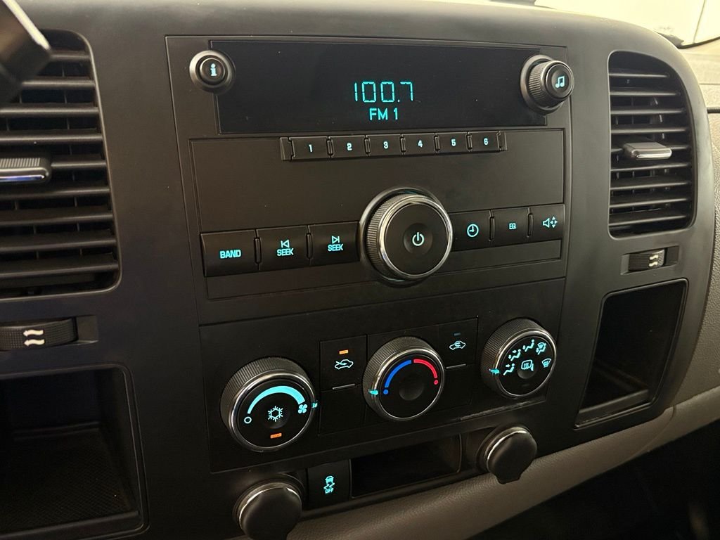 Used 2013 White Chevrolet Work Truck image 25