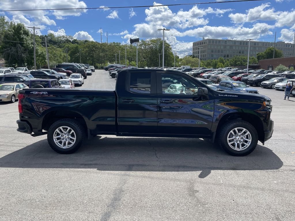 Certified Used 2022 Black Chevrolet RST image 7