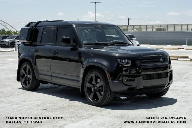 New 2026 Santorini Black Land Rover S image 4